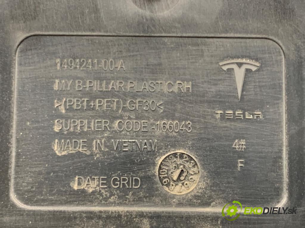 TESLA MODEL Y SUV 2023 235 kW EV 0 KAMERA Clona stĺpika pravy 1100619-00-C 1506886-00-H