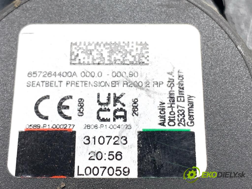 TESLA MODEL Y SUV 2023 235 kW EV 0 Držiak BEZPEČNOSŤ ľavy zad 1616501-E1-C