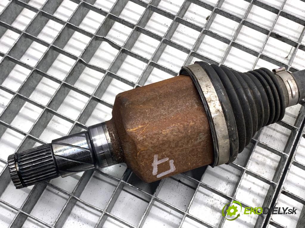 TESLA MODEL Y SUV 2023 235 kW EV 0 Poloos ľavy zad 1188165-00-A