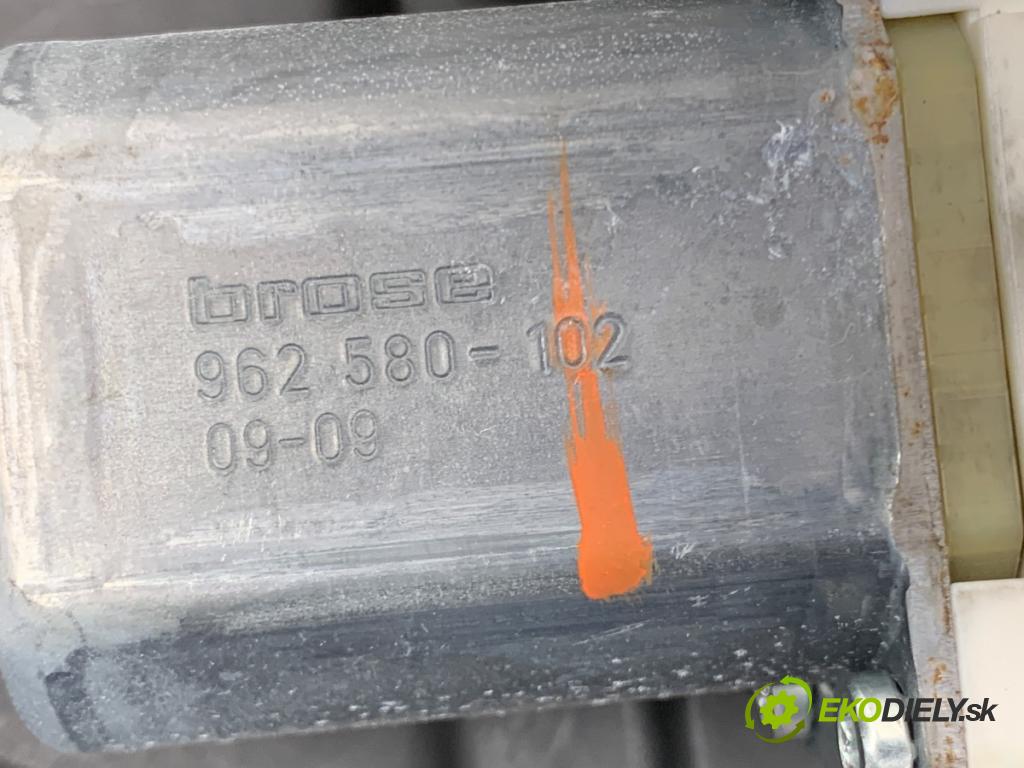 DODGE JOURNEY nadwozie wielkoprzestrzenne (MPV) 2009 103 kW 2.0 CRD 1968 Mechanizmus okna pravy predný 962580-102