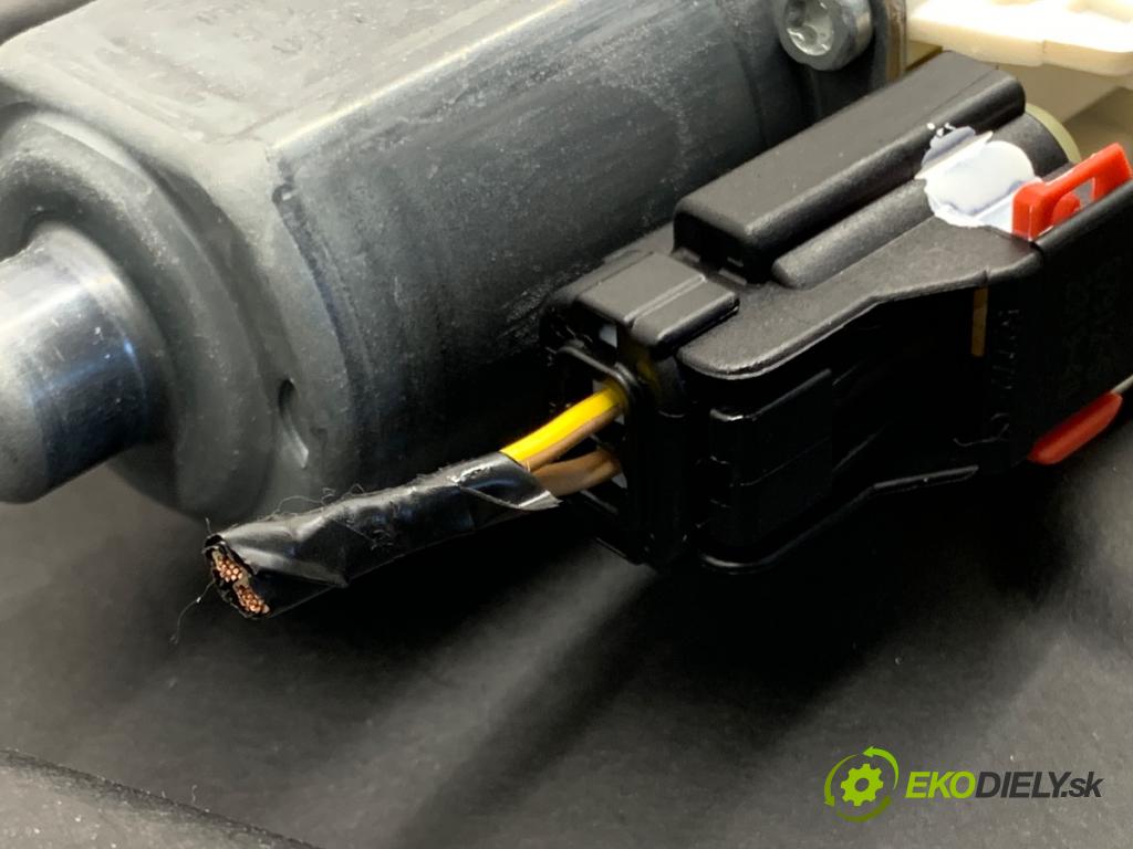 DODGE JOURNEY nadwozie wielkoprzestrzenne (MPV) 2009 103 kW 2.0 CRD 1968 Mechanizmus okna ľavy zad 964369-100