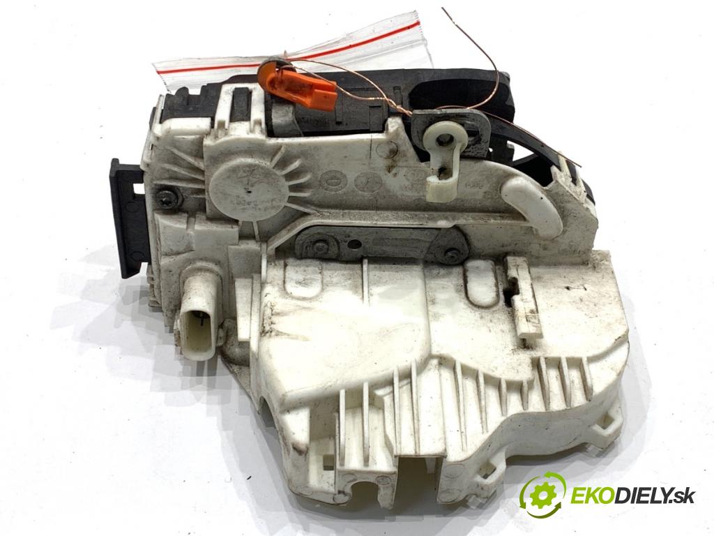 DODGE JOURNEY nadwozie wielkoprzestrzenne (MPV) 2009 103 kW 2.0 CRD 1968 zámok Dvere ľavy predný P04589693AA