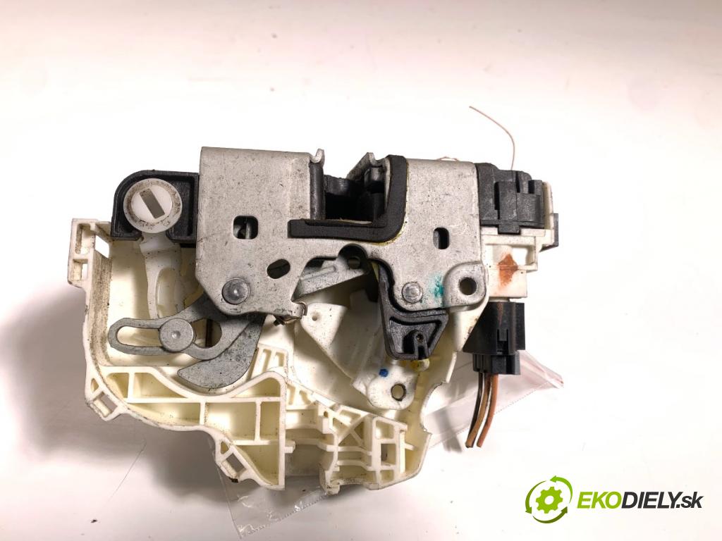 DODGE JOURNEY nadwozie wielkoprzestrzenne (MPV) 2009 103 kW 2.0 CRD 1968 zámok Dvere ľavy zad P04589697AA