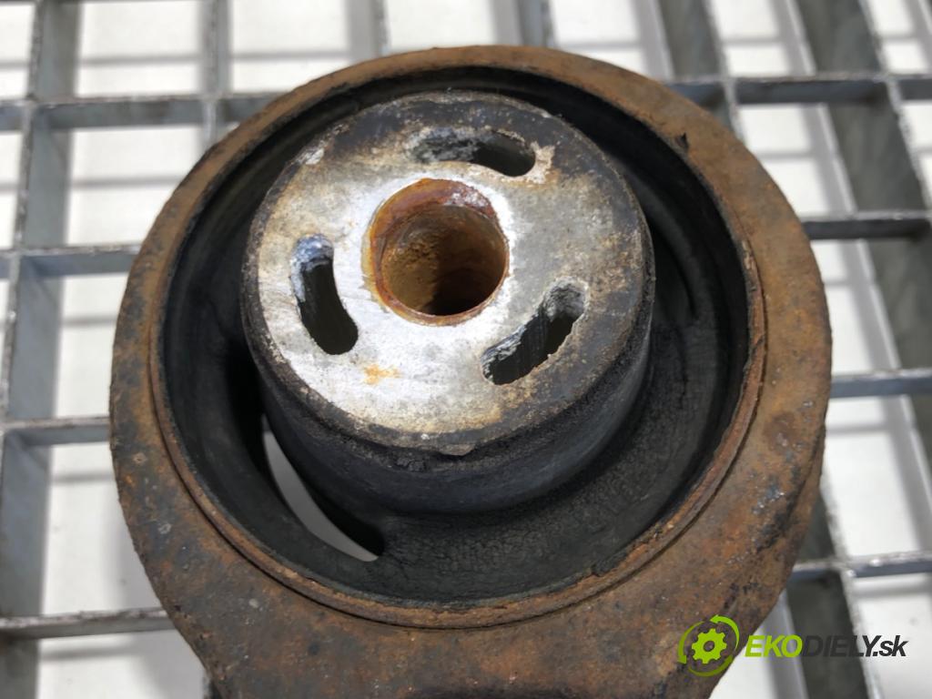 DODGE JOURNEY nadwozie wielkoprzestrzenne (MPV) 2009 103 kW 2.0 CRD 1968 Rameno ľavy predný