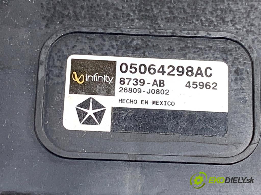 DODGE JOURNEY nadwozie wielkoprzestrzenne (MPV) 2009 103 kW 2.0 CRD 1968 subwoofer  (Audio zariadenie)
