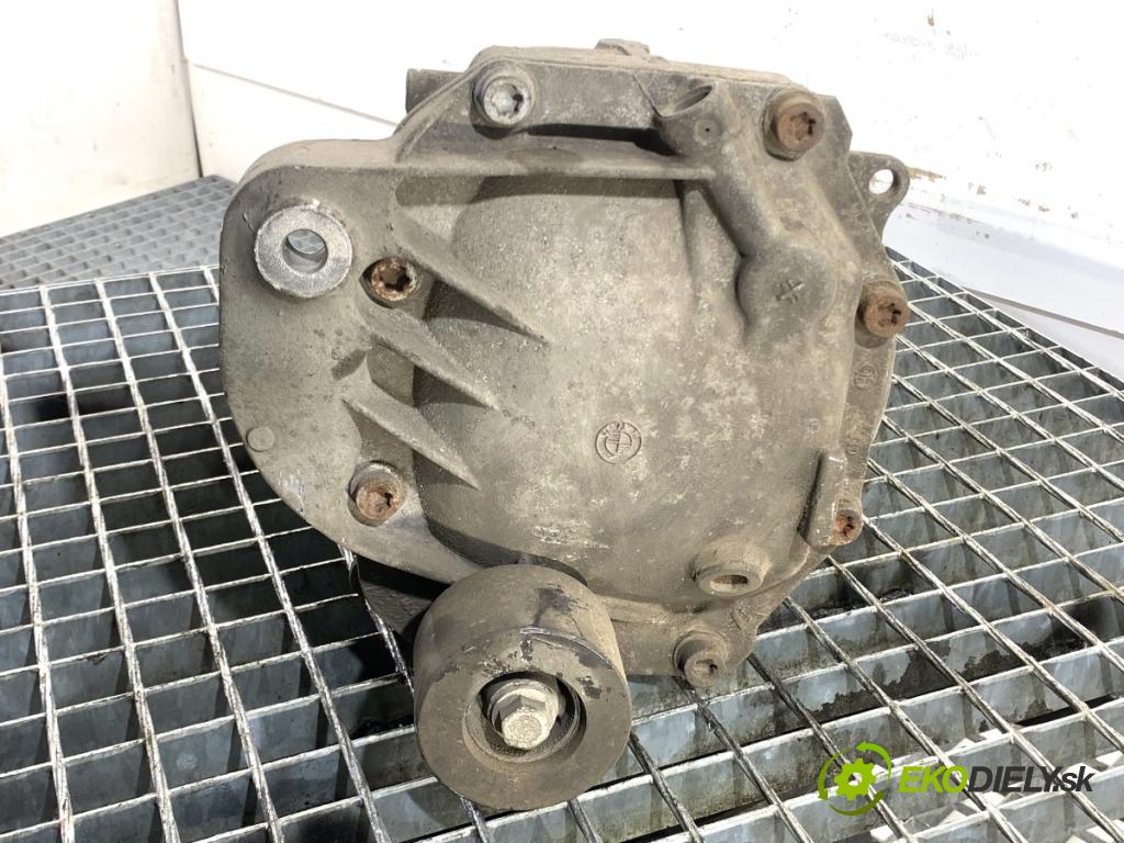 BMW F11 Kombi 2011 190 kW 530 d xDrive 2993 Most ,diferenciál zad 7630816