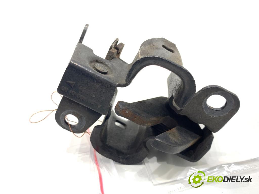 MERCEDES-BENZ X164 SUV 2007 165 kW GL 320 CDI 4-matic (164.822) 2987 zámok kapoty predný pravy 