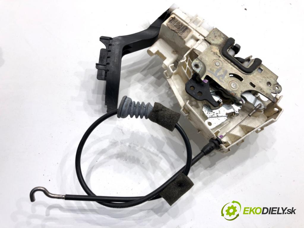 MERCEDES-BENZ X164 SUV 2007 165 kW GL 320 CDI 4-matic (164.822) 2987 zámok Dvere pravy zad 1697302435