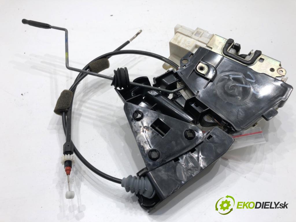 MERCEDES-BENZ X164 SUV 2007 165 kW GL 320 CDI 4-matic (164.822) 2987 zámok Dvere pravy predný 1697202835