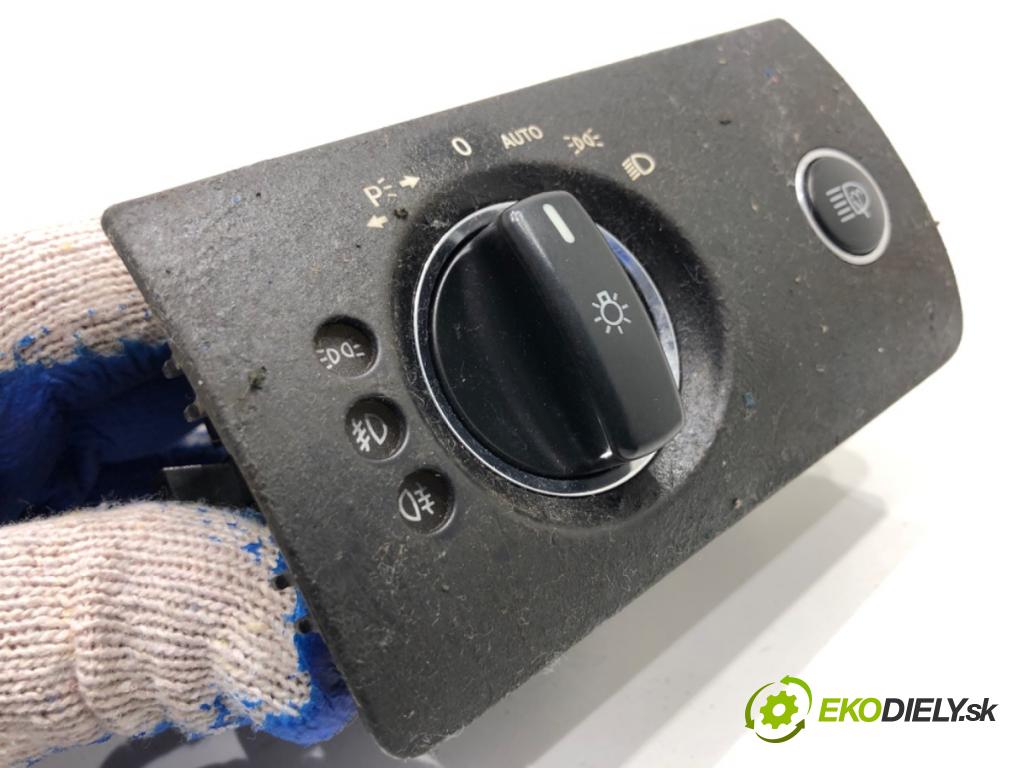 MERCEDES-BENZ X164 SUV 2007 165 kW GL 320 CDI 4-matic (164.822) 2987 Spínač svetiel A1645450304