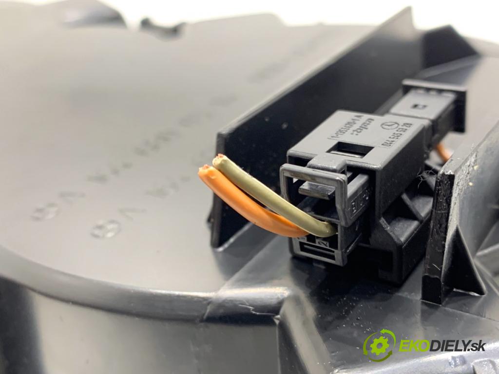 MERCEDES-BENZ X164 SUV 2007 165 kW GL 320 CDI 4-matic (164.822) 2987 Držiak na nápoje A1646800314 (Držiak (úchyt) na nápoje)