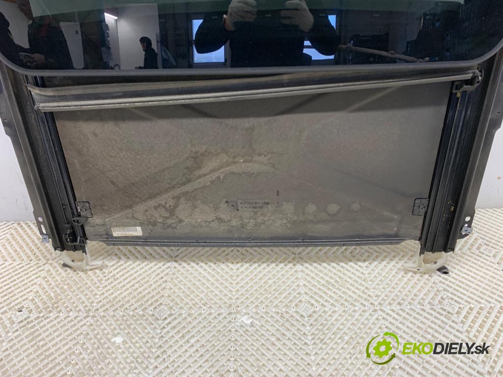 MERCEDES-BENZ X164 SUV 2007 165 kW GL 320 CDI 4-matic (164.822) 2987 strešné okno  (Sklo karosérie)