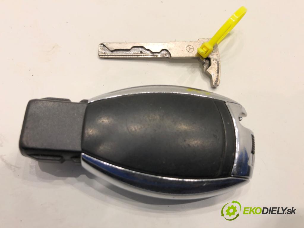 MERCEDES-BENZ X164 SUV 2007 165 kW GL 320 CDI 4-matic (164.822) 2987 spinačka A1645450908 (Spínacia skrinka)