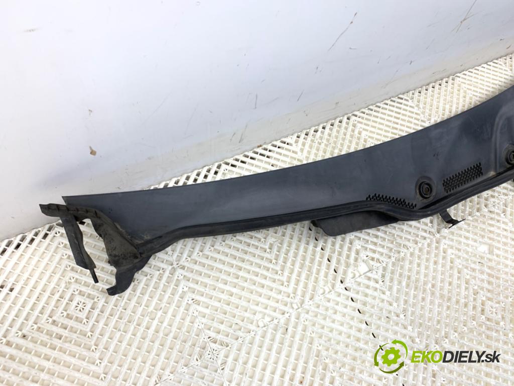 MERCEDES-BENZ X164 SUV 2007 165 kW GL 320 CDI 4-matic (164.822) 2987 Torpédo, plast pod čelné okno 1648300228 (Torpédo (plast pod čelným sklom))