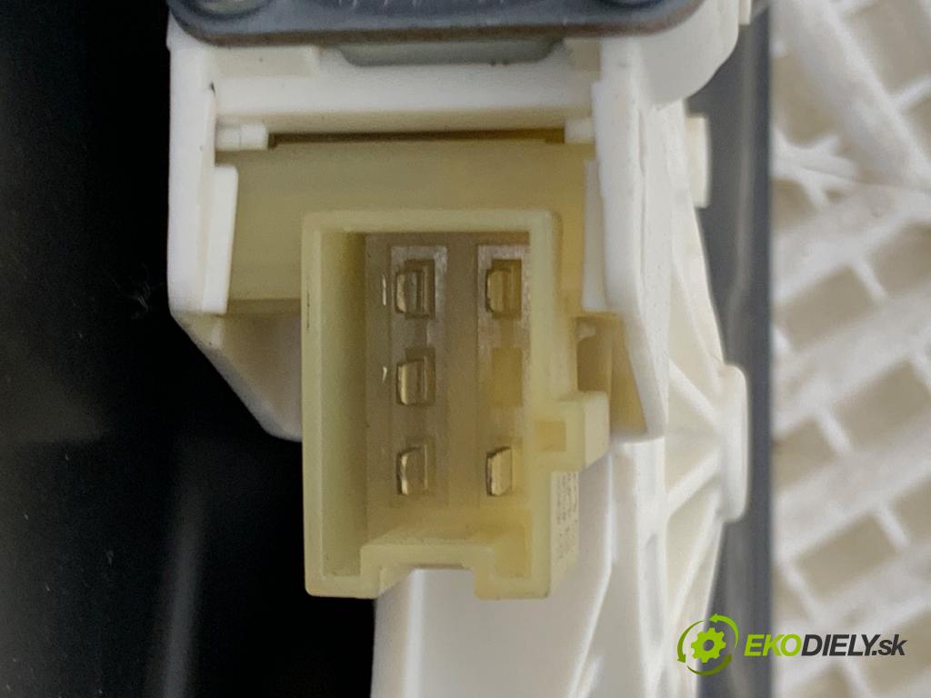 MERCEDES-BENZ X164 SUV 2007 165 kW GL 320 CDI 4-matic (164.822) 2987 Mechanizmus okna ľavy zad