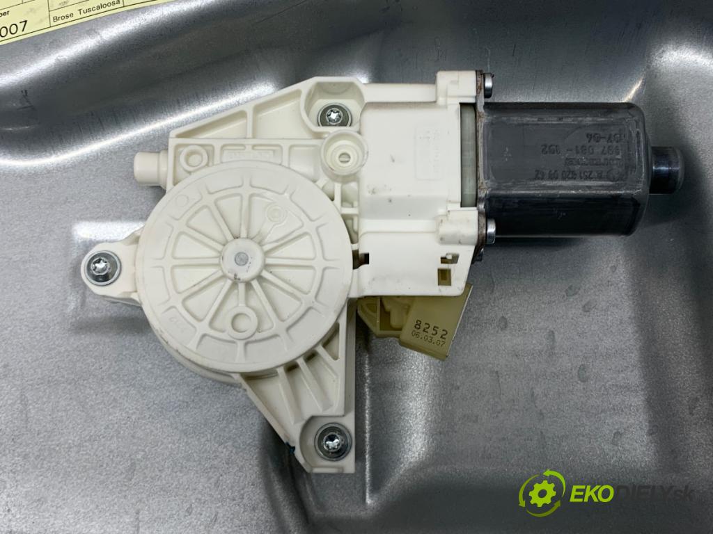 MERCEDES-BENZ X164 SUV 2007 165 kW GL 320 CDI 4-matic (164.822) 2987 Mechanizmus okna pravy predný A2518200841