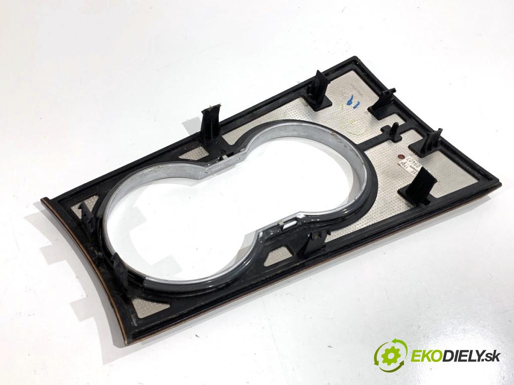 MERCEDES-BENZ X164 SUV 2007 165 kW GL 320 CDI 4-matic (164.822) 2987 lišty kryt A1646800771 A1648100130 (Lišta)