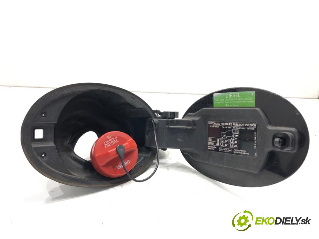 MERCEDES-BENZ X164 SUV 2007 165 kW GL 320 CDI 4-matic (164.822) 2987 Dvierka nádrže paliva A1646300867 (Kľučka dverí ostatné)