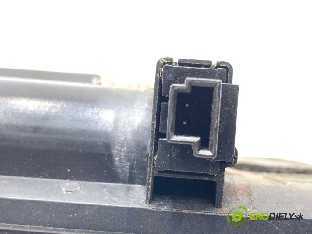 MERCEDES-BENZ X164 SUV 2007 165 kW GL 320 CDI 4-matic (164.822) 2987 Kľučka dverí zad A1647400493