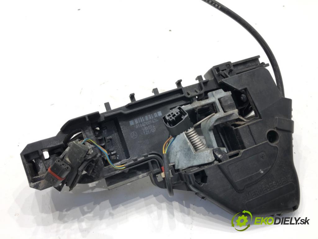 MERCEDES-BENZ X164 SUV 2007 165 kW GL 320 CDI 4-matic (164.822) 2987 Kľučka vonkajšia pravy zad A1647601434