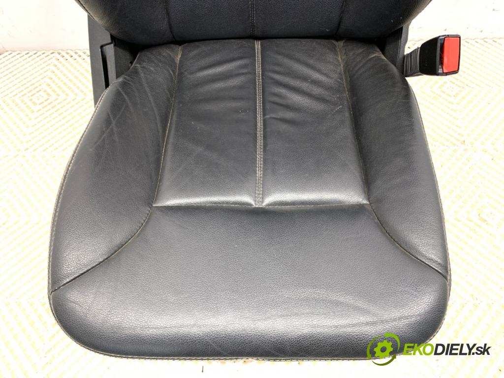 MERCEDES-BENZ X164 SUV 2007 165 kW GL 320 CDI 4-matic (164.822) 2987 Sedadlo pravy predný