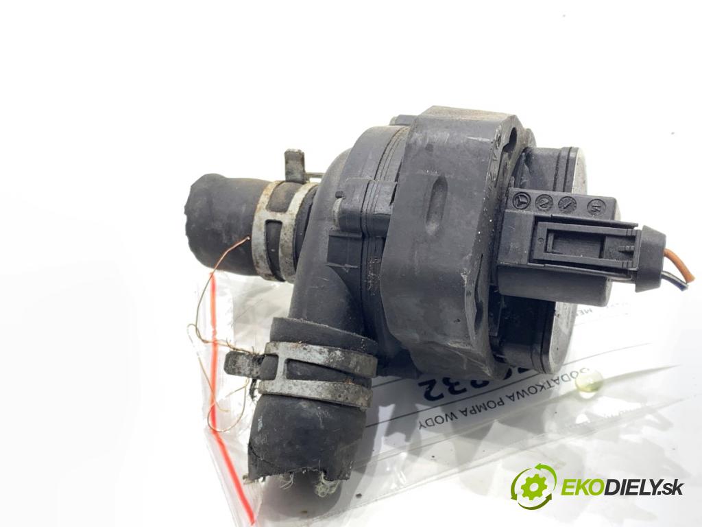 MERCEDES-BENZ X164 SUV 2007 165 kW GL 320 CDI 4-matic (164.822) 2987 DALŠÍ: pumpa vody 02775815 (Vodní pumpa)