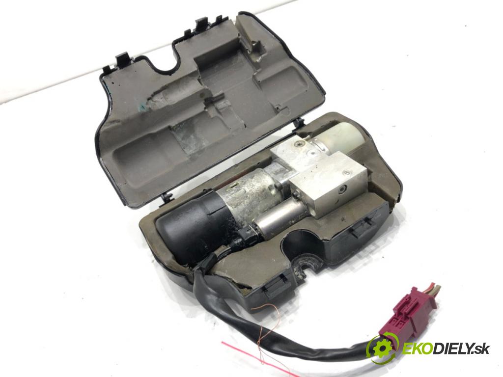 MERCEDES-BENZ X164 SUV 2007 165 kW GL 320 CDI 4-matic (164.822) 2987 Pumpa dverí Mechanizmus A1648000648