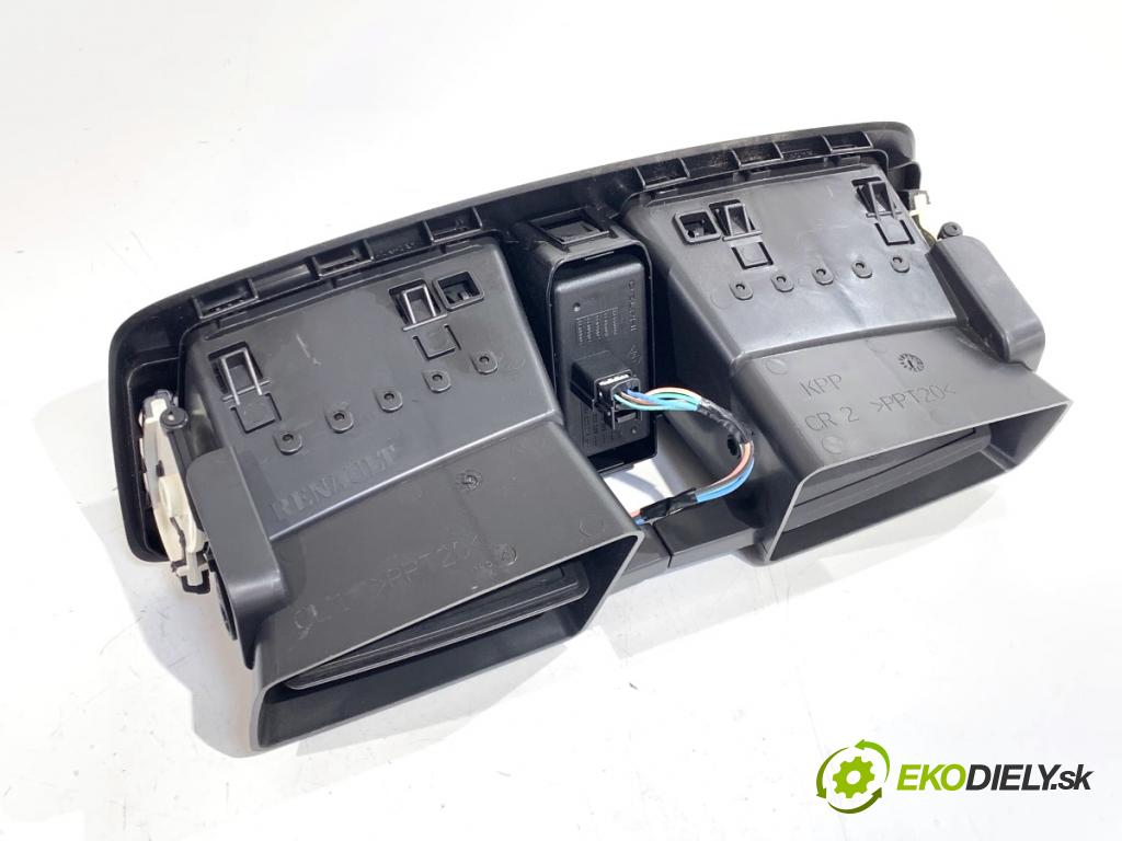 RENAULT MEGANE III coupe 2011 96 kW 1.4 TCe (DZ0F, DZ1V) 1397 Mriežky kúrenia predný