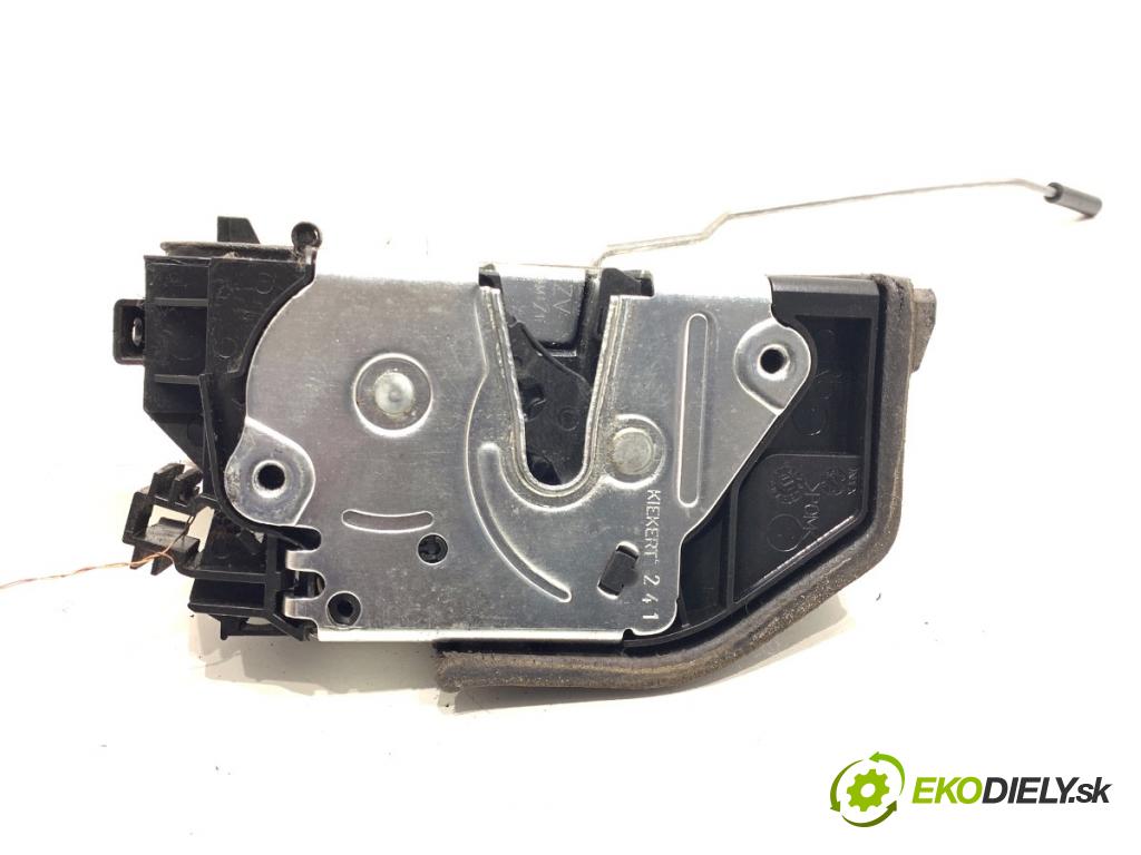 BMW F11 Kombi 2011 190 kW 530 d xDrive 2993 zámok Dvere ľavy zad 7229460