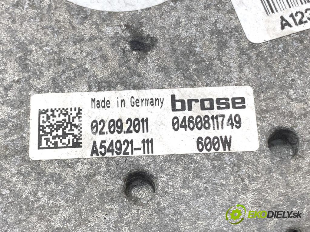 BMW F11 Kombi 2011 190 kW 530 d xDrive 2993 ventilátor chladiče 7594610 (Ventilátor)