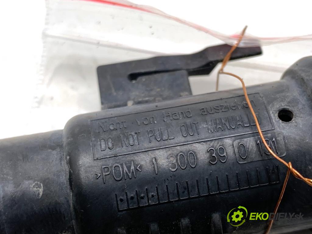 BMW F11 Kombi 2011 190 kW 530 d xDrive 2993 ostrekovača svetla ľavy predný 7149885