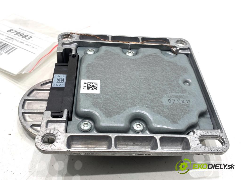 BMW F11 Kombi 2011 190 kW 530 d xDrive 2993 senzor airbag 6799887 (Snímač)
