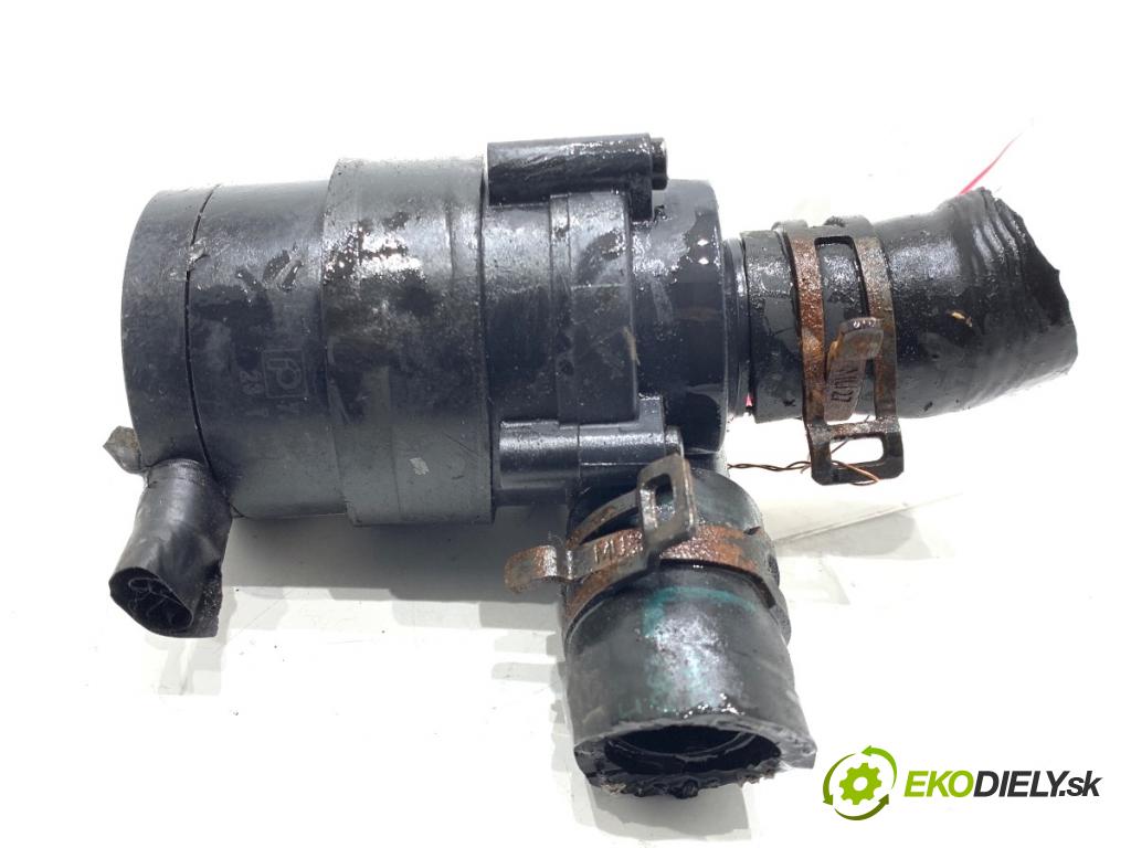 BMW F11 Kombi 2011 190 kW 530 d xDrive 2993 DALŠÍ: Pumpa vody 9017982A (Vodná pumpa)