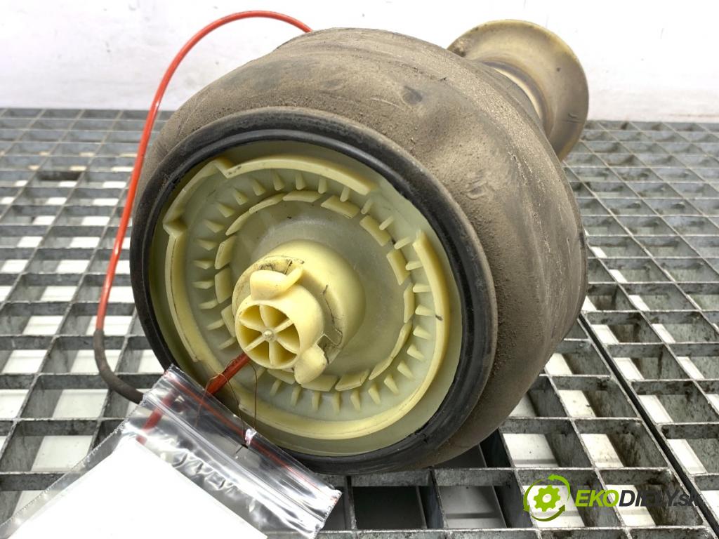 BMW F11 Kombi 2011 190 kW 530 d xDrive 2993 AirBag nápravy ľavy zad