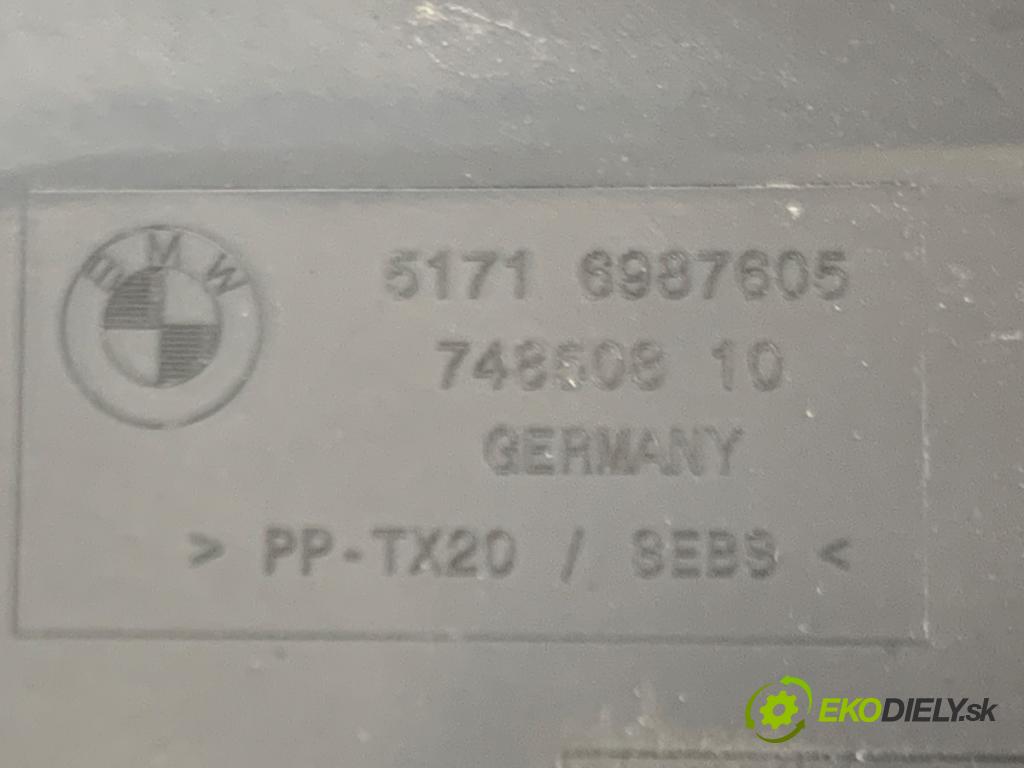 BMW F11 Kombi 2011 190 kW 530 d xDrive 2993 torpédo plast pod čelní okno 6987605 (Plast pod čelním sklem)