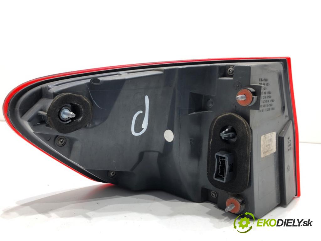 BMW F11 Kombi 2011 190 kW 530 d xDrive 2993 Svetlo pravy zad 7203234