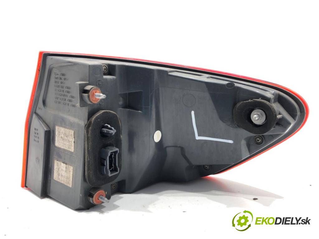 BMW F11 Kombi 2011 190 kW 530 d xDrive 2993 Svetlo ľavy zad