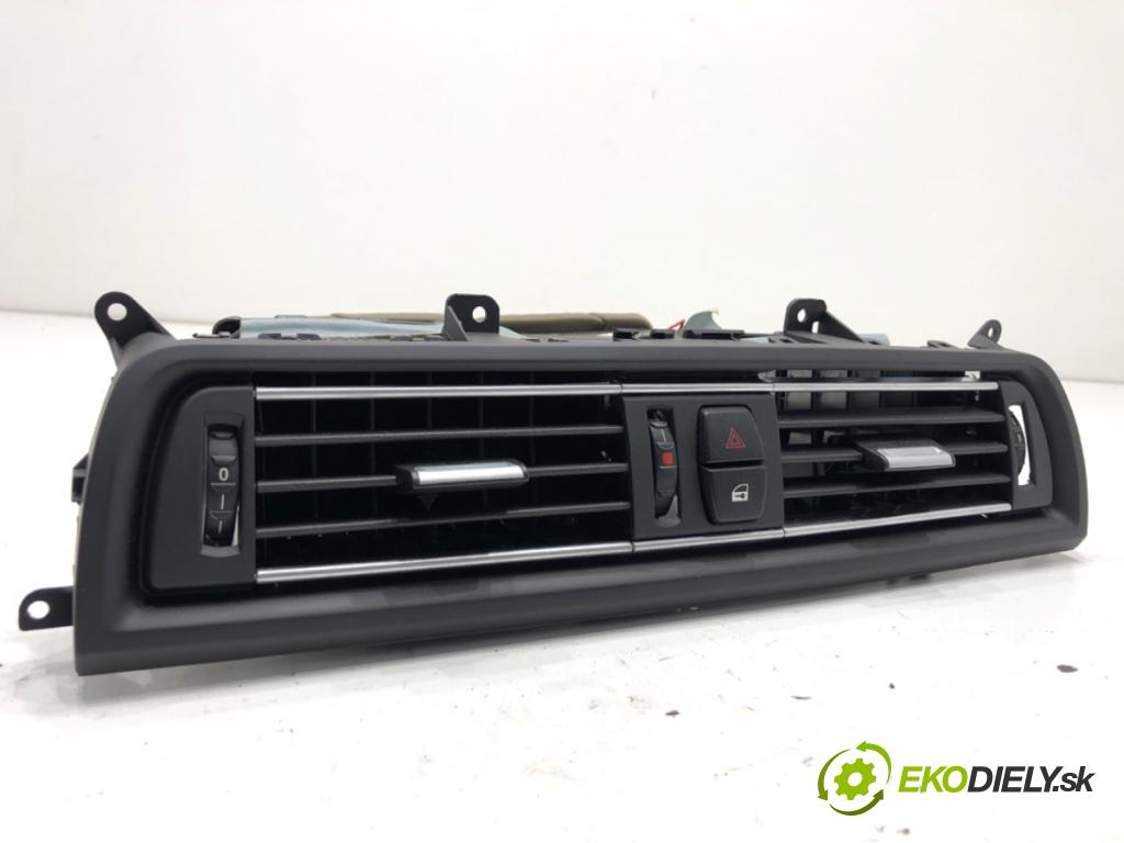 BMW F11 Kombi 2011 190 kW 530 d xDrive 2993 Mriežky kúrenia predný F49209136