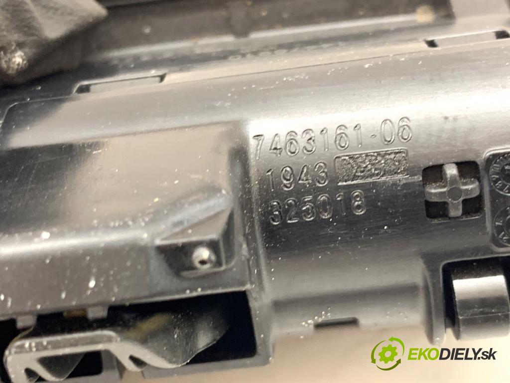 BMW F11 Kombi 2011 190 kW 530 d xDrive 2993 klika dveří zadní část 7463161