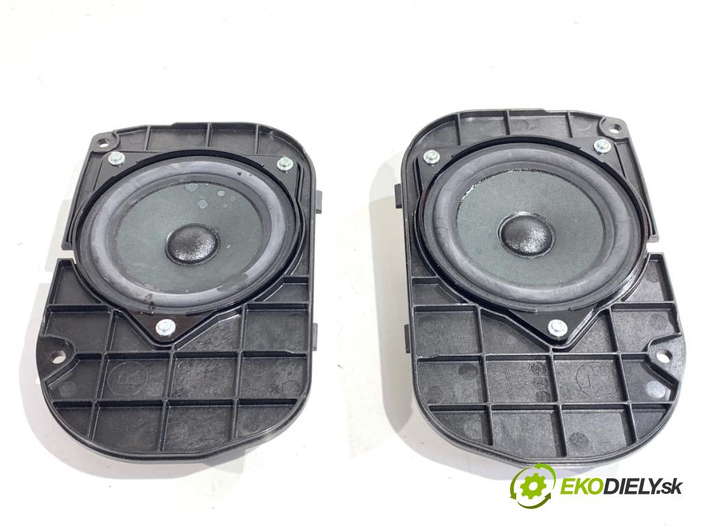 BMW F11 Kombi 2011 190 kW 530 d xDrive 2993 reproduktory 9195199 9169692