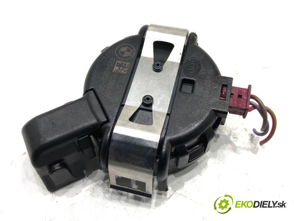 BMW F11 Kombi 2011 190 kW 530 d xDrive 2993 Snímač dažďa 9254025 (Snímač dažďa)