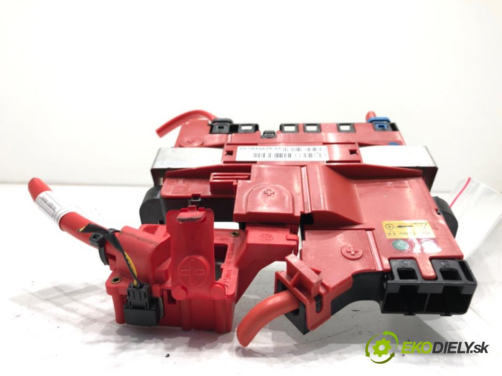 BMW F11 Kombi 2011 190 kW 530 d xDrive 2993 svorka plus 9240490