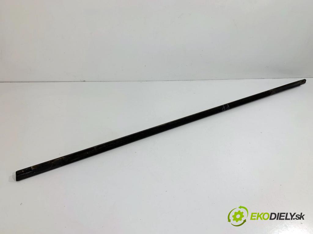 BMW F11 Kombi 2011 190 kW 530 d xDrive 2993 Lišta Sbírání: predný pravy