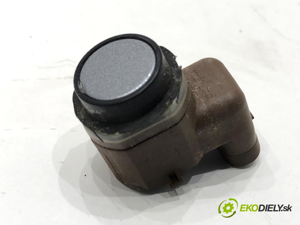 BMW F11 Kombi 2011 190 kW 530 d xDrive 2993 Snímač PDC 9270496