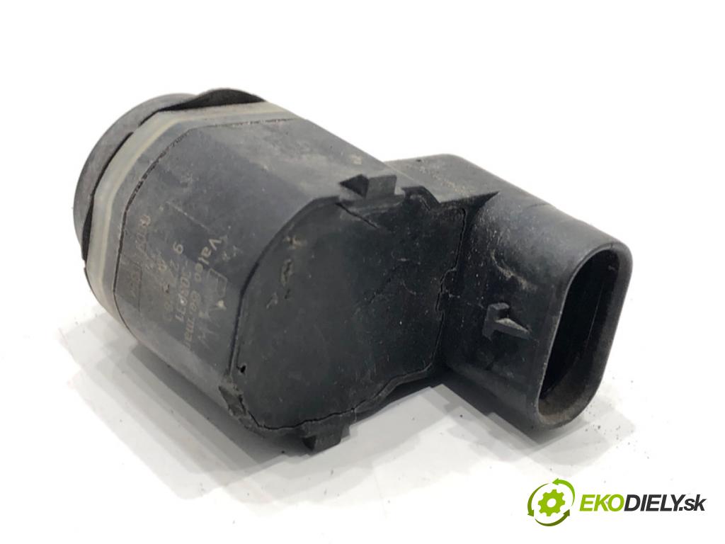 BMW F11 Kombi 2011 190 kW 530 d xDrive 2993 snímač PDC 9231283