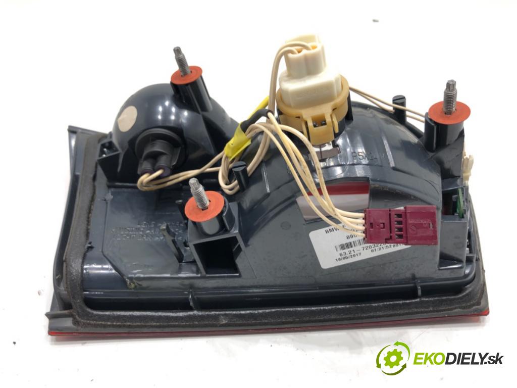 BMW F11 Kombi 2011 190 kW 530 d xDrive 2993 Svetlo zad pravá vnútorná 7203228 (Kľučka dverí ostatné)