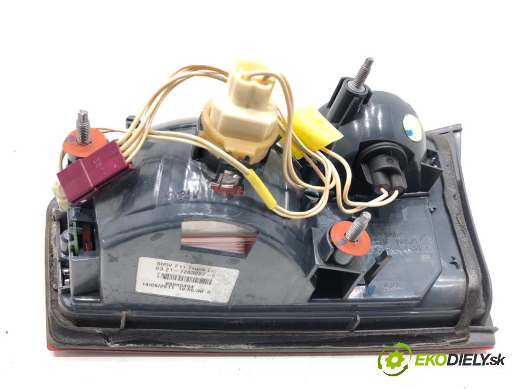 BMW F11 Kombi 2011 190 kW 530 d xDrive 2993 Svetlo zad ľavá strana vnútorná 7203227 (Kľučka dverí ostatné)