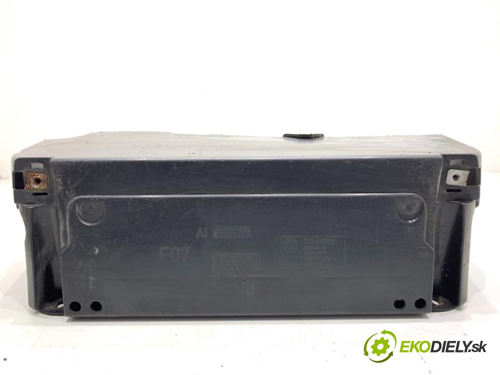 BMW F11 Kombi 2011 190 kW 530 d xDrive 2993 clona obal KOMPRESORA NIVO 7200605