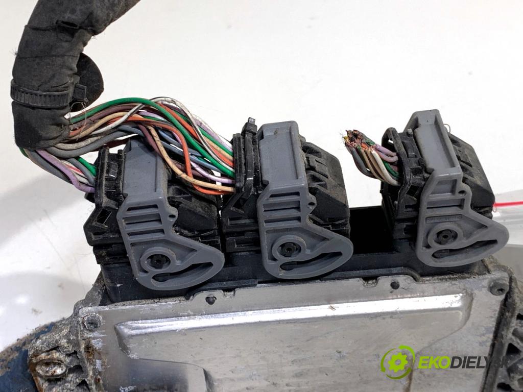 RENAULT MEGANE III coupe 2011 96 kW 1.4 TCe (DZ0F, DZ1V) 1397 riadiaca jednotka Motor 237100293R (Riadiaca jednotka)