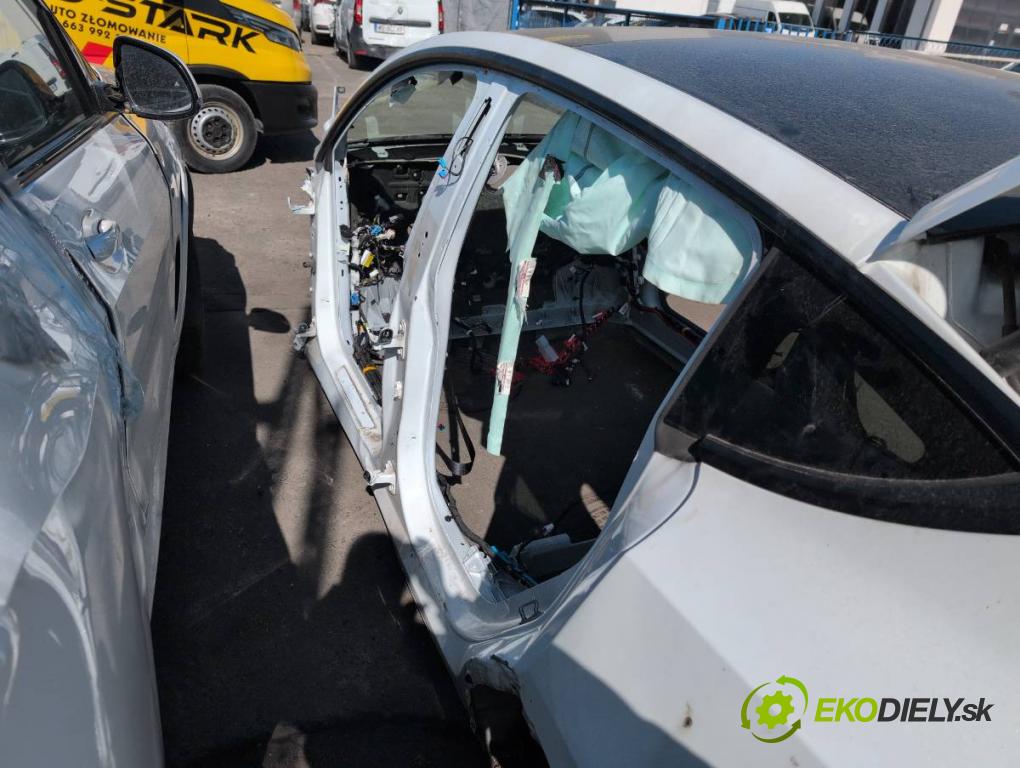 TESLA MODEL Y SUV 2023 235 kW EV 0 karoséria ČTVRŤÁK: Blatník prah strecha PODŁUŻNICA